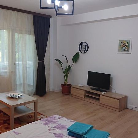 Gamma Group Sud Apartment Bukares Bagian luar foto